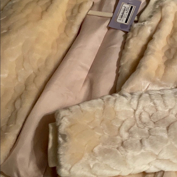 Wren and Willa Royce Jacket - Picture 2 of 3